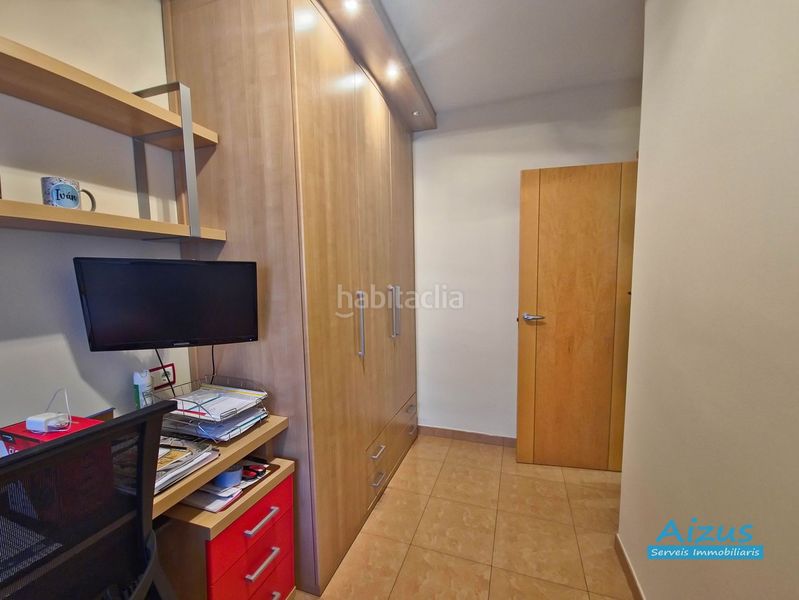 Foto cf8f11c1-a941-4d80-995a-94469bd3fec3. Pis amb calefacció aparcament piscina a Can Clos-Pinetons Ripollet