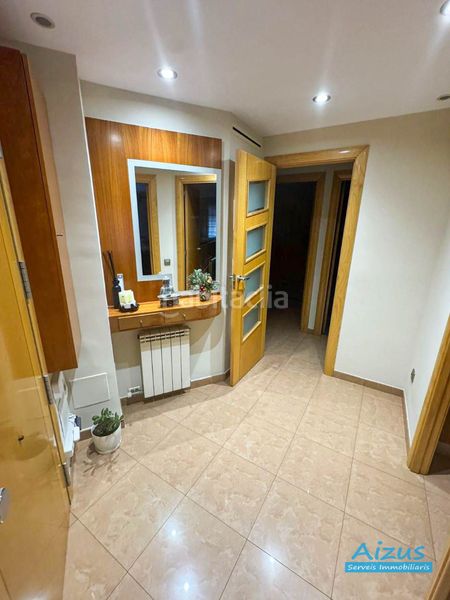 Foto f34a16fd-fabb-4333-87ba-3e0c589367d3. Pis amb calefacció aparcament piscina a Can Clos-Pinetons Ripollet