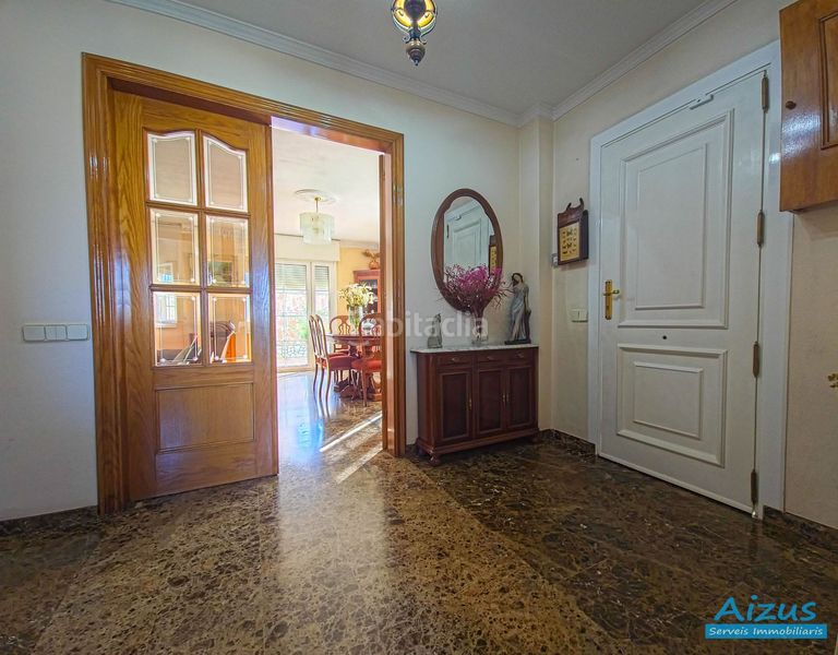Foto 0a906645-dd94-477c-a05f-1fa8dedaaa2f. Chalet casa a cuatro vientos ubicada en zona turonet con jardín privado en cerdanyola en Cerdanyola del Vallès