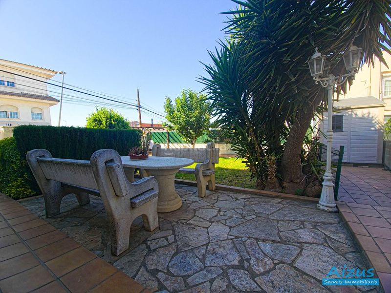 Foto 901e8c4d-d1c0-4877-ac58-2168949f59af. Chalet casa a cuatro vientos ubicada en zona turonet con jardín privado en cerdanyola en Cerdanyola del Vallès