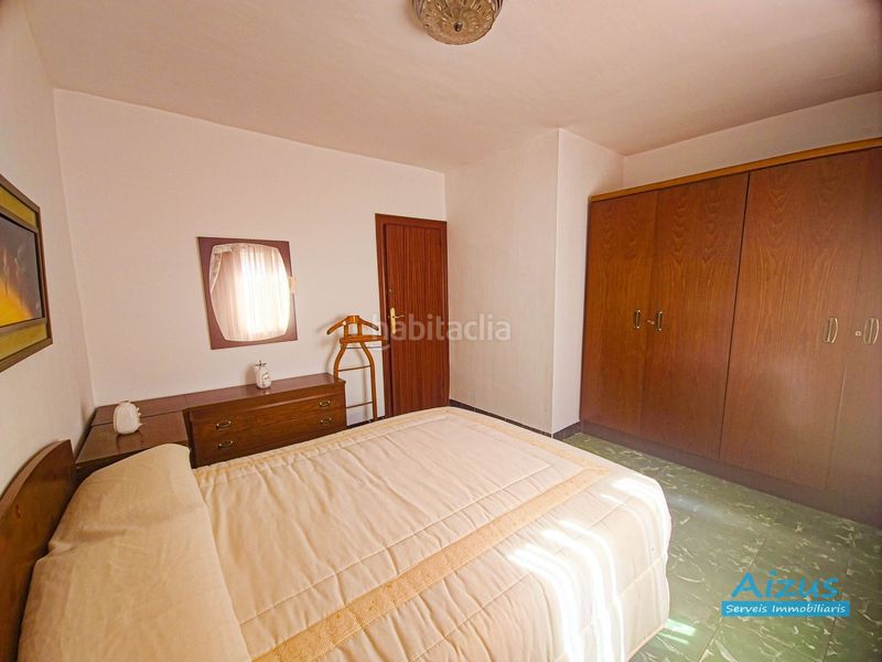 Foto 185f0a5c-4ca9-4210-8504-303010b2148f. Casa amb calefacció a Can Clos-Pinetons Ripollet