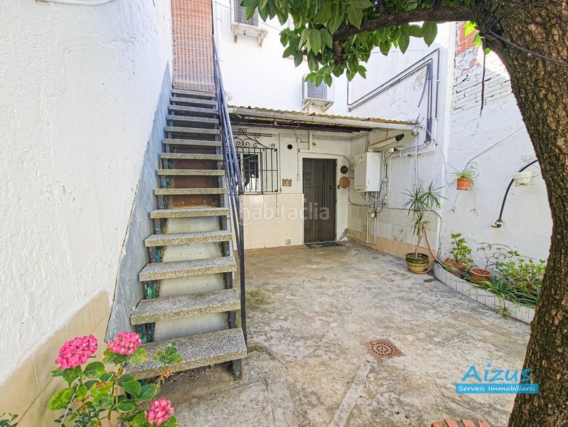 Foto 5019b8be-6af9-48ec-8a96-9499d2a12017. Casa amb calefacció a Can Clos-Pinetons Ripollet