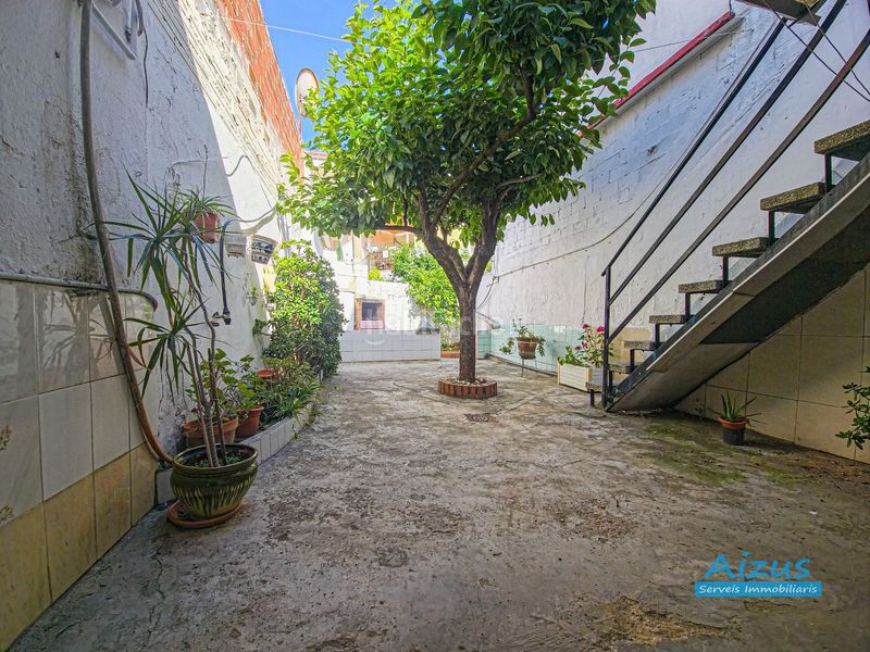 Foto dce7b270-be9a-4025-a644-e0b1b286f86e. Casa amb calefacció a Can Clos-Pinetons Ripollet
