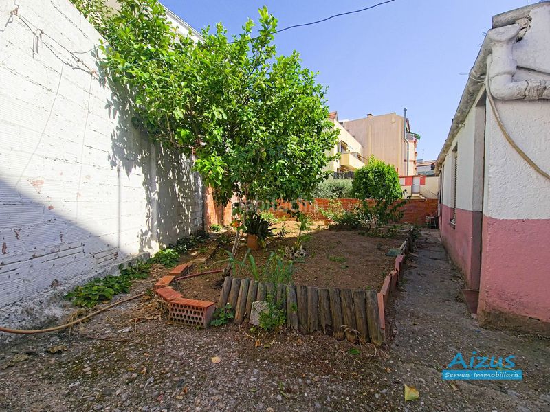 Foto eaabe96b-2d52-4c67-9ef3-a5bc39a50fde. Casa amb calefacció a Can Clos-Pinetons Ripollet
