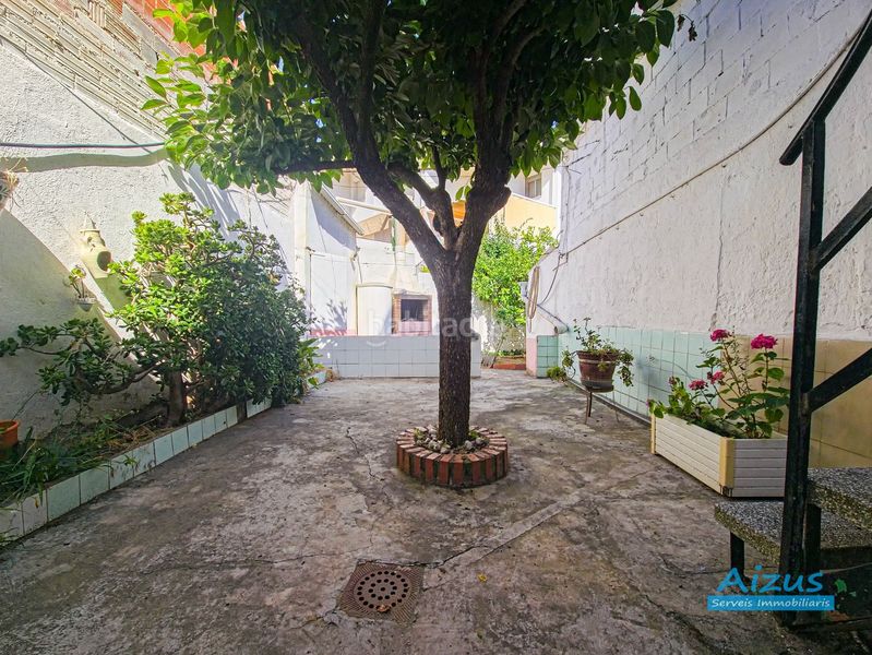 Foto efb79c8b-9e51-4dbd-b64b-0c7f0ad8ad89. Casa amb calefacció a Can Clos-Pinetons Ripollet