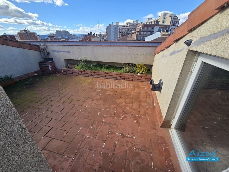 Foto a82fdbc1-274e-4bab-bbde-3ca5bc73f427. Dúplex amb piscina a Ca n´Oriol Rubí