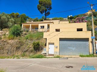 Haus in Santa Susanna. Casa a cuatro vientos en la vall, santa susanna