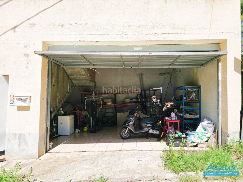 Foto 17056cdd-5438-4e14-b312-a7993617258f. Casa amb xemeneia aparcament a Santa Susanna