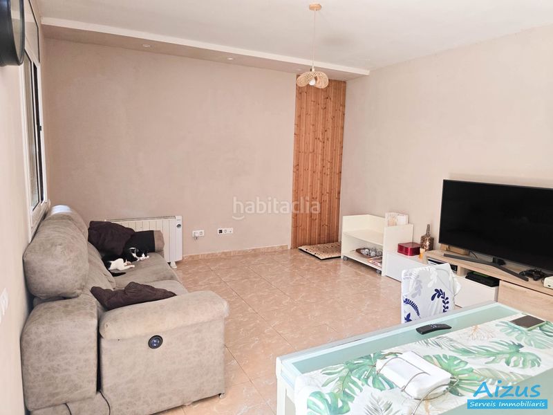 Foto 6f536e9f-b560-4515-8426-9323db3b4102. Casa amb xemeneia aparcament a Santa Susanna