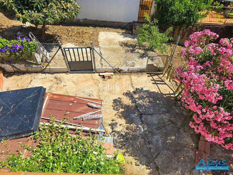 Foto 8d890db7-84b2-4108-bb1b-fb7b590f31f0. Casa amb xemeneia aparcament a Santa Susanna