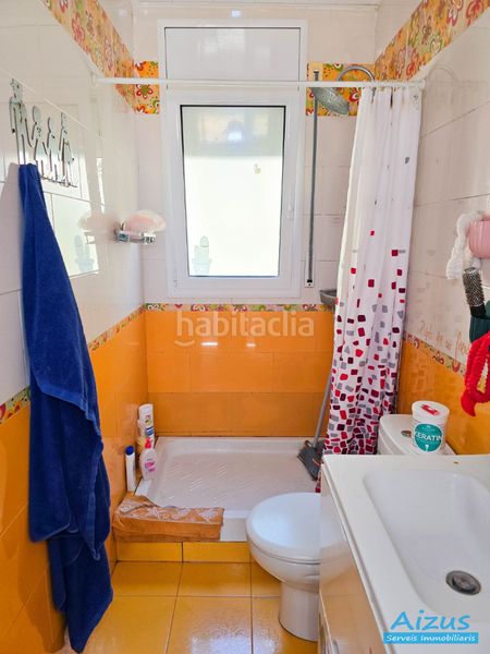 Foto ad073702-14bd-48d8-8ff3-63d8d46d4b4e. Casa amb xemeneia aparcament a Santa Susanna