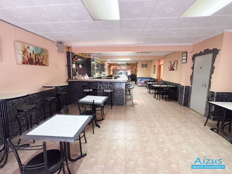 Foto eb43b446-fbc8-490d-b679-87ac85f6d82f. Local commercial dans Llagosta (La)