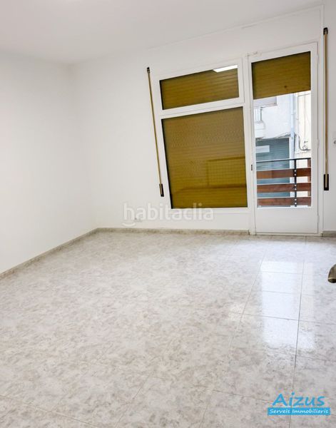 Foto 0aecd37c-b2a3-44f0-a30c-d96df965373b. Casa adossada amb calefacció aparcament a Torelló