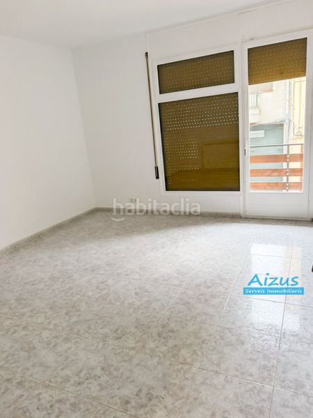 Foto bf8c4454-e6f5-4893-89d1-c3ab717037c3. Casa adossada amb calefacció aparcament a Torelló