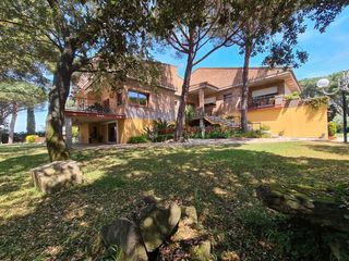 Chalet in Cassà de la Selva. Oportunidad