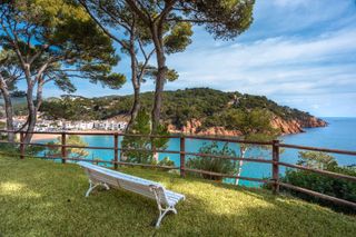 Chalet  Carrer de la perica. Chalet con 5 habitaciones con parking