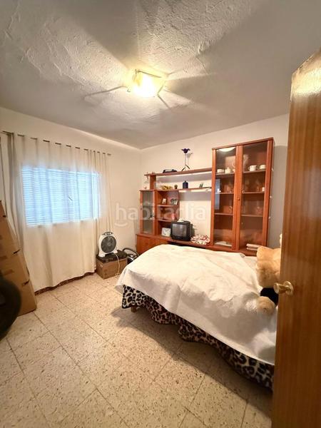 Foto 721dcc2a-fc30-40a7-a538-5270a231308e. Casa se vende casa en antonio domínguez en Ciudad Jardín Badajoz