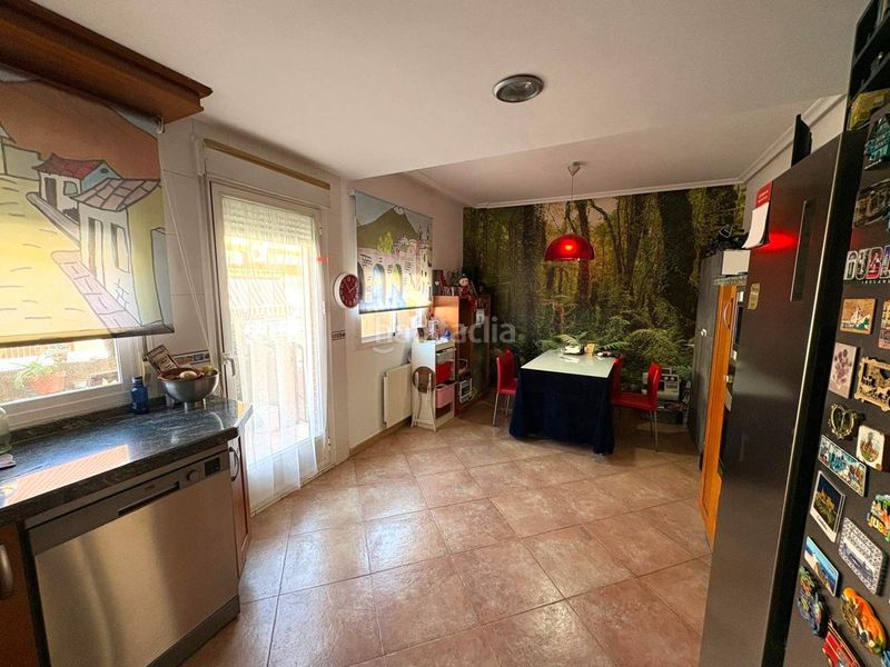Foto a8d57c45-c921-41cd-94dd-fd3eb99c480d. Casa a nuevo Cáceres Cáceres