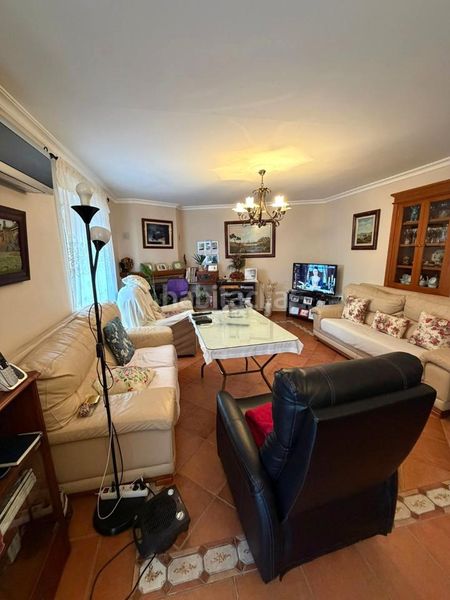 Foto 1066ad58-1417-4ee9-b216-30dff9ef6cbe. Casa a Casco Antiguo Badajoz