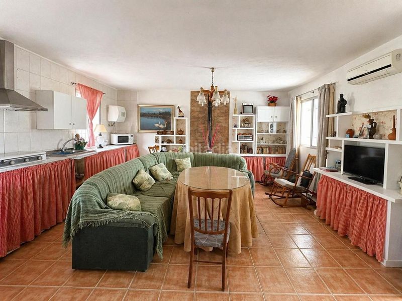 Foto a0971e0f-17f7-4da2-9583-828b5516e666. Masia a Casar de Cáceres