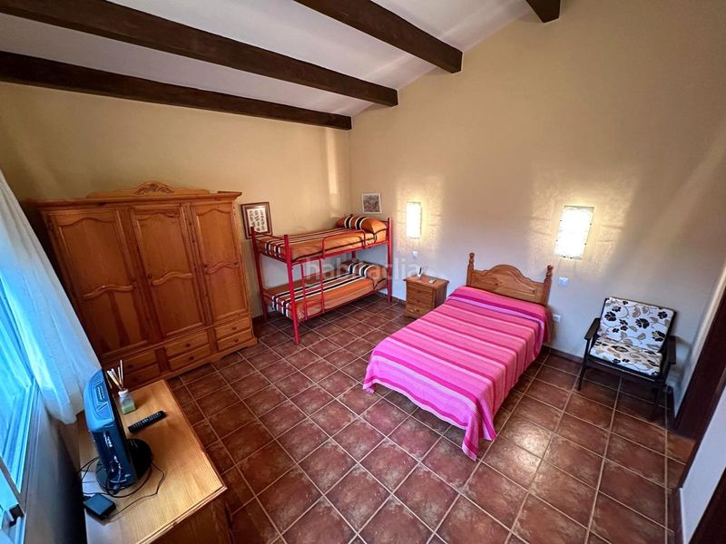 Foto 12294f29-3474-44f8-b1c3-d0e74ae510b9. Casa amb piscina a Carretera de Sevilla - Los Montitos Badajoz