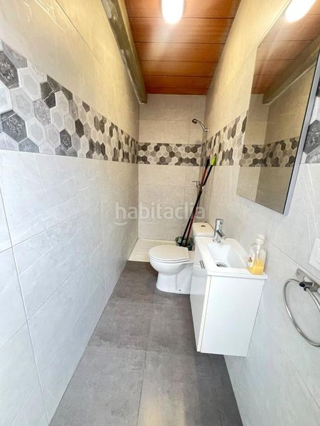 Foto c5a94159-2d28-49e1-8b89-cd2666fcceeb. Casa amb aparcament a Valverde de Leganés