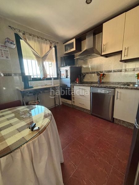 Foto d2ee2e8b-884e-4fde-955a-97d049c51e64. Casa adossada a Olivenza