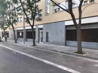 Local commercial à Rambla de la generalitat 4. Locales comerciales  vilafranca