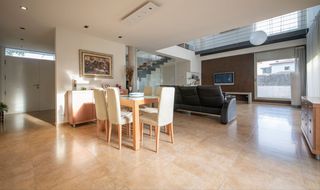 Casa  Carrer guixeres de baix. Casa minimalista en venta
