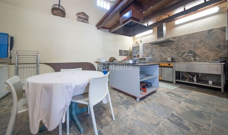 Foto 1784a608-8ac1-4ce7-992e-d8efc82e6aab. Casa a carrer eixample 30 a Vilobí del Penedès
