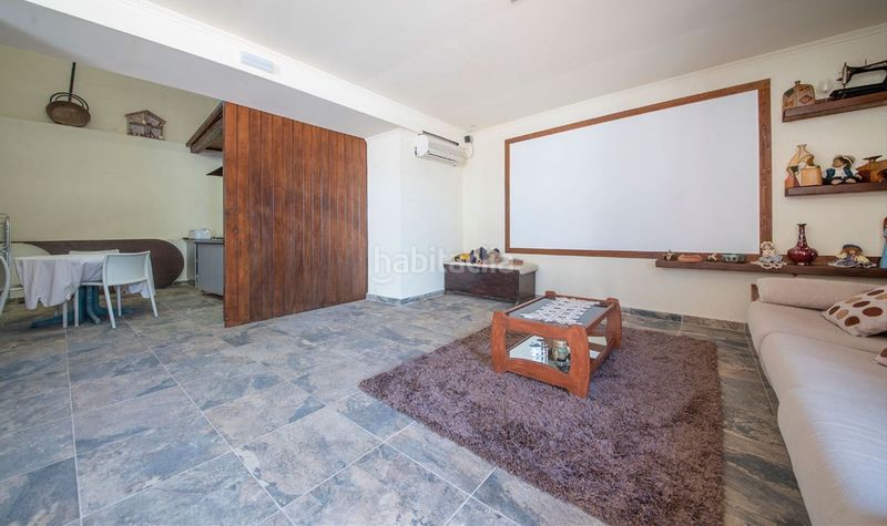 Foto 45e1570f-f2e8-4e84-bd0f-b463620e5e04. Casa a carrer eixample 30 a Vilobí del Penedès