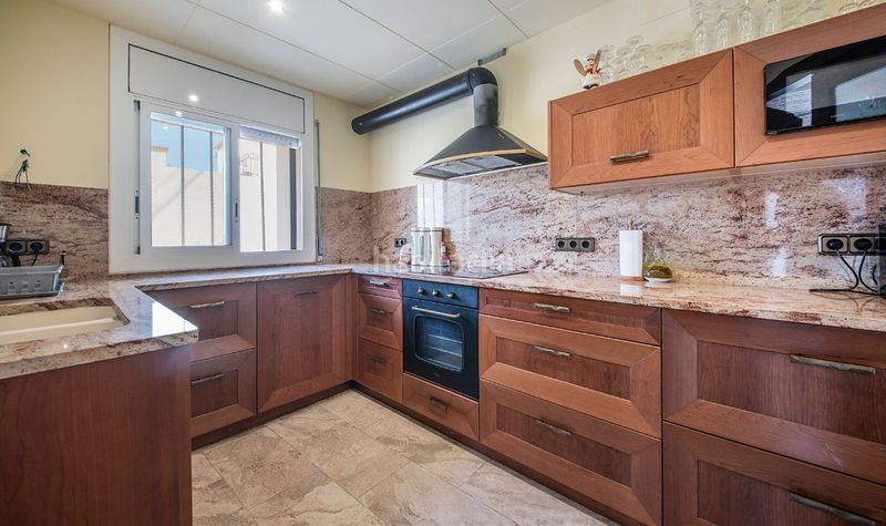 Foto bd26e597-d39e-4a92-b77c-8996d3b73aa5. Casa a carrer eixample 30 a Vilobí del Penedès