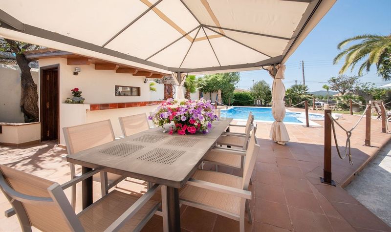 Foto d8b7d2b4-2c2d-4252-a75e-c8d767ac8176. Casa a carrer eixample 30 a Vilobí del Penedès