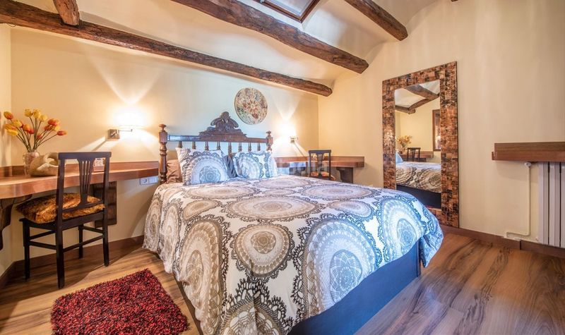 Foto fe464ea9-1613-4289-9439-97a849725c53. Casa a carrer eixample 30 a Vilobí del Penedès