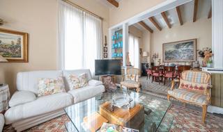 House  Carrer sant ramon. Casa de estilo colonial en venta
