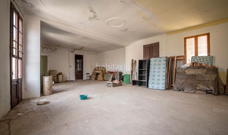 Foto 40ba3e18-0cd0-4f3e-b4b6-1e6f31a834f4. Edificio  singular en venta en Torrelavit