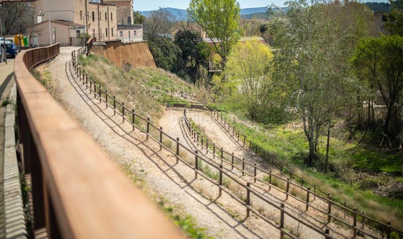 Foto a79a2930-4ad4-4d6a-b6c0-1a247ee29e30. Edificio  singular en venta en Torrelavit