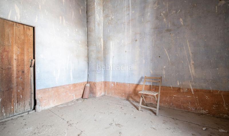 Foto c09b3573-15b6-4889-b61d-d889e8463fbc. Edificio  singular en venta en Torrelavit
