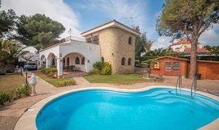 Chalet  Carrer número dotze. Chalet en venta