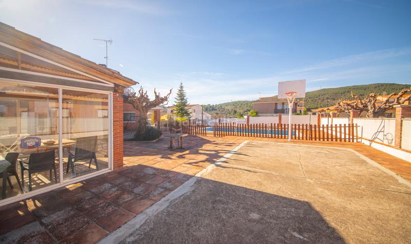 Foto f6957f3f-4691-4ff1-b998-ac03f8f3b345. Casa magnífica casa a 4 vientos en parcela de casi 1.000 m2 en Torrelles de Foix