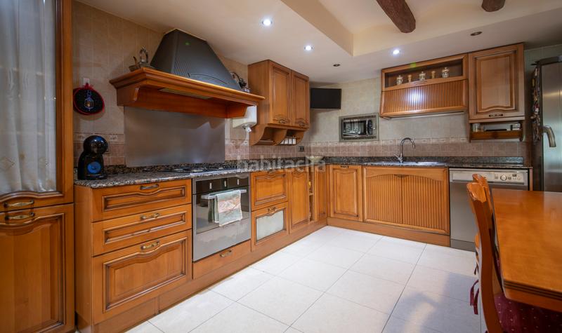 Foto 5a7bfa62-c83a-49ea-96d0-084010c2450b. Casa ocasión única de vivienda y negocio en venta en Puigdàlber