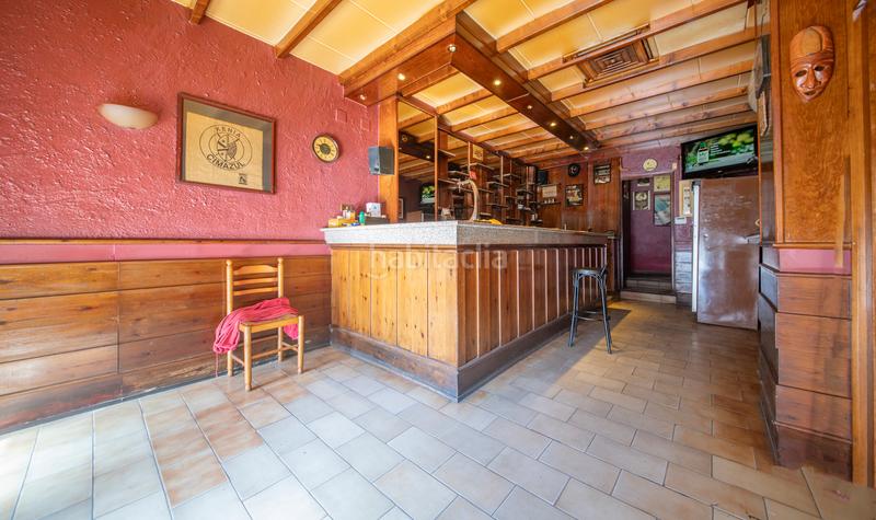 Foto ae9113c6-9d88-431d-90a5-31f8a1610e3c. Casa ocasión única de vivienda y negocio en venta en Puigdàlber