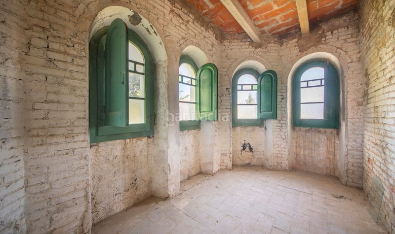 Foto 2b03bb20-9240-4b37-8c4d-892cc9ba00f2. Casa amb xemeneia aparcament a Llacuna (La)