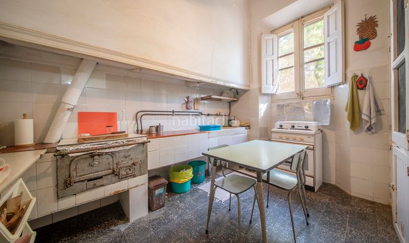 Foto 38816a30-4bcd-40d6-a65e-e61bc84b81c9. Casa amb xemeneia aparcament a Llacuna (La)