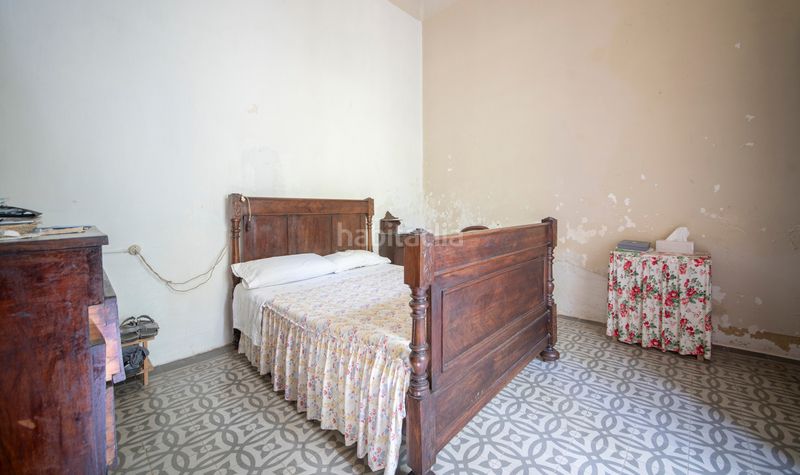 Foto 571684bf-6dd6-4cb7-bfea-b591aa8f5416. Casa amb xemeneia aparcament a Llacuna (La)