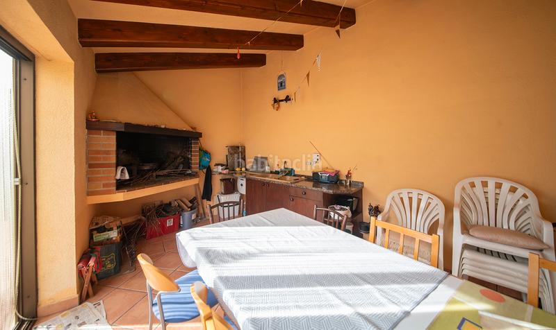 Foto 809ad105-8efe-4527-9c3a-03e10631bd02. Chalet encantadora casa elegante con jardín en el corazón de moja en Olèrdola
