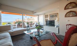 Pis  Carrer de montserrat roig. Exclusiva residencia con cáracter de casa en un entorno único
