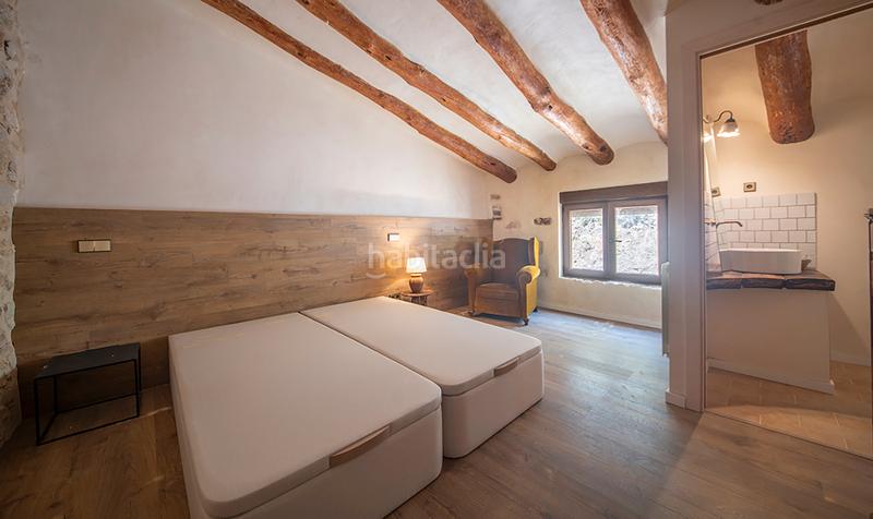 Foto f3d93906-423f-46bc-87ed-ad699f34dc51. Casa en carrer l'avella 17 casa a estrenar para terminar a tu gusto con 3.800 m2 de parcela en Font-rubí