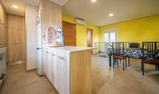 Maison  N/a. Vivienda con negocio avícola en el alt penedès