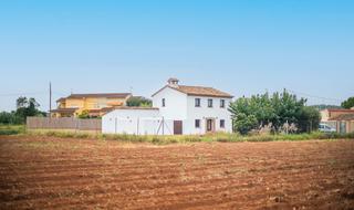 Chalet  Barri de la bleda. Masía reformada entre viñedos en el corazón del penedès